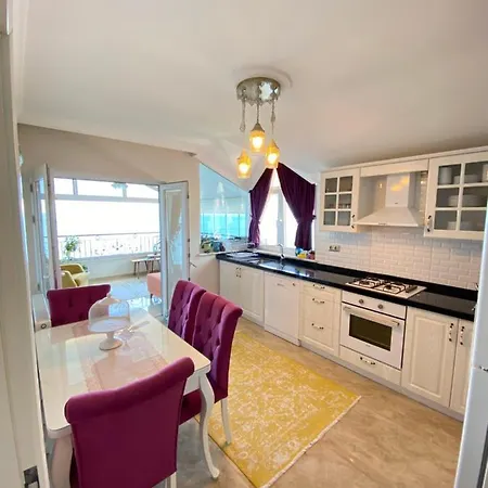 Apartment My White Residance *