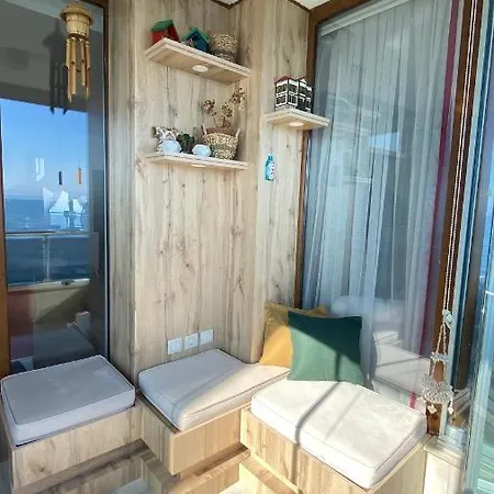 My White Residance Apartment *